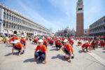 Alcune immagini dalla performance di Marinella Senatore a Venezia insieme a mille bambini. Ph Davide Carrer