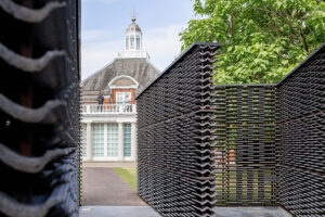 Londra: svelato il Serpentine Pavilion di Frida Escobedo. Tutte le immagini