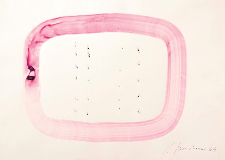 LUCIO FONTANA Concetto spaziale, 1964 gouache rosso violaceo e buchi su carta, 35,5x50 cm Courtesy Galleria Tonelli, Milano