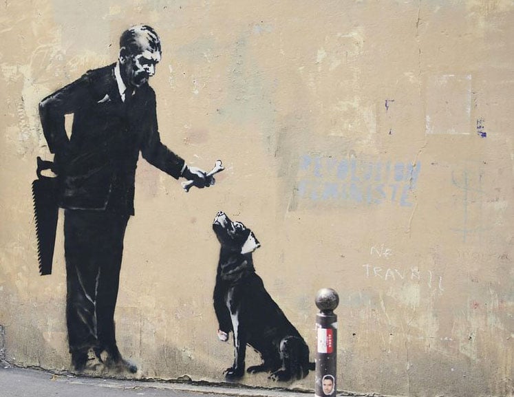 Uno murales di Banksy a Parigi