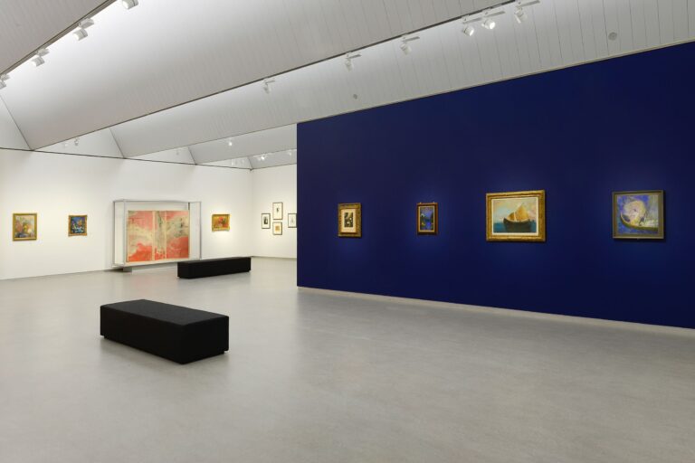 Odilon Redon. La littérature et la musique, exhibition view at Kröller-Müller Museum, Otterlo 2018, photo Marjon Gemmeke