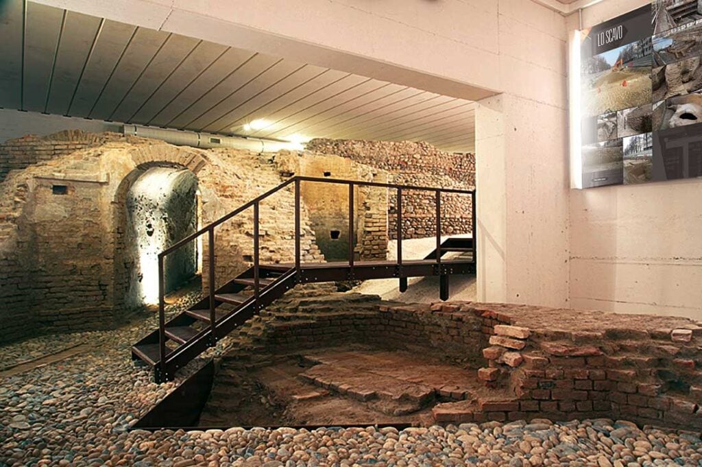 Nuova area archeologica (sotto terra) in centro a Torino. Verso il Polo museale della Cittadella