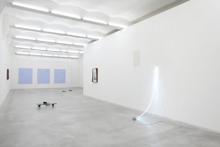 Adriano Amaral, Oto Gillen, Ajay Kurian, K.r.m. Mooney, Mohamed Namou, Eric Velt, Flet, 2014, exhibition view, SpazioA, Pistoia