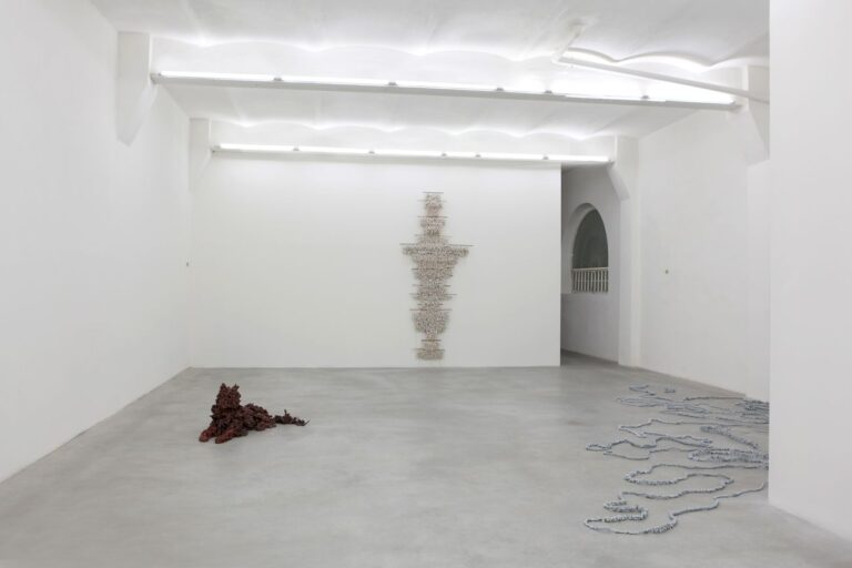 Chiara Camoni, La Pazienza è virtù dei Manufatti, 2014, exhibition view, SpazioA, Pistoia