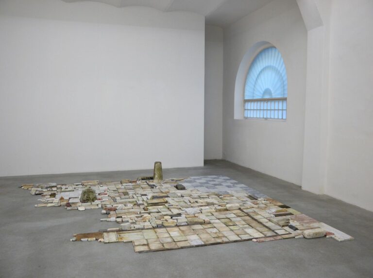 Chiara Camoni, certe cose, 2012, exhibition view, SpazioA, Pistoia