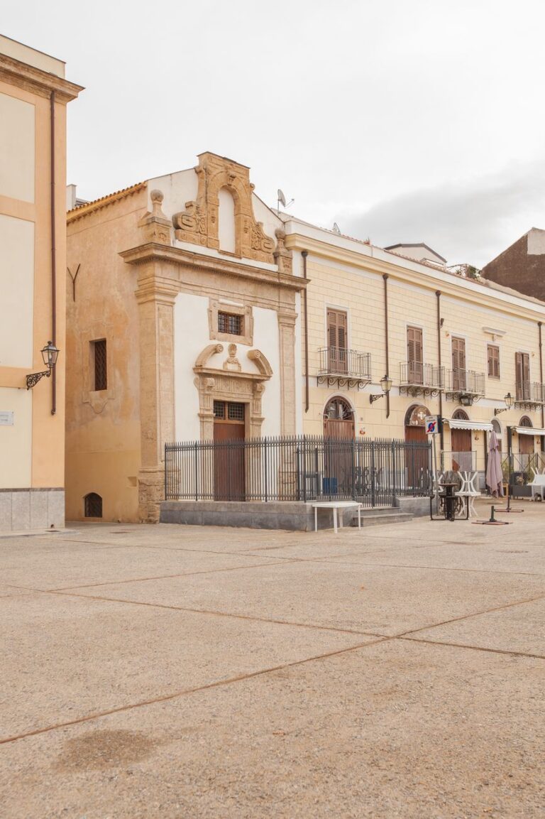 Chiesa dei Santi Euno e Giuliano, Palermo 2017 (c) Manifesta. Photo CAVE Studio