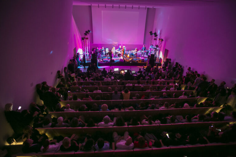 Concerto The Venetian Blinds Martin Creed Band,© Palazzo Grassi, ph: Matteo De Fina