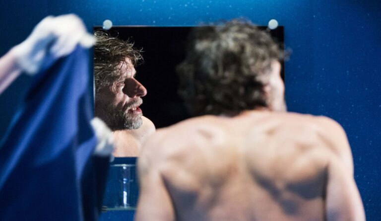 Declan Donnellan, Périclès, prince de Tyr. Napoli Teatro Festival 2018. Photo Patrick Baldwin