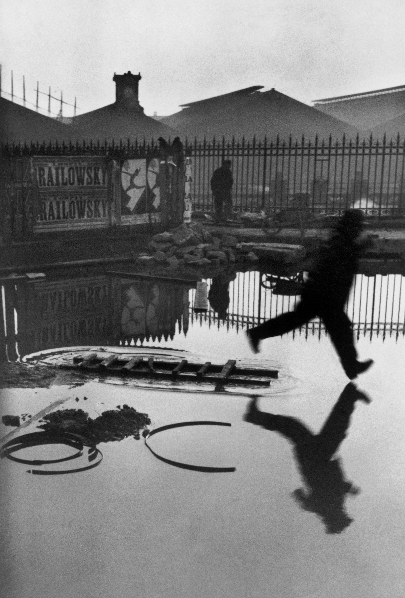 Henri Cartier-Bresson, Paris, Place de l’Europe. Gare Saint Lazare. 1932 credit Henri Cartier-Bresson Magnum Photos