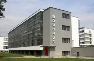 Adobe reinterpreta il design di 5 font storici del Bauhaus ritrovati dopo quasi 100 anni