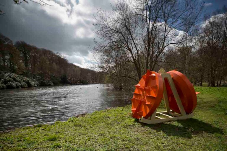 James Capper TREADPAD B - PAIR 1 WALKING SHIP 150 TON STANDARD DISPLACEMENT 4 LEG (DIA 1800), 2018 Powder-coated steel Courtesy: Hannah Barry Gallery