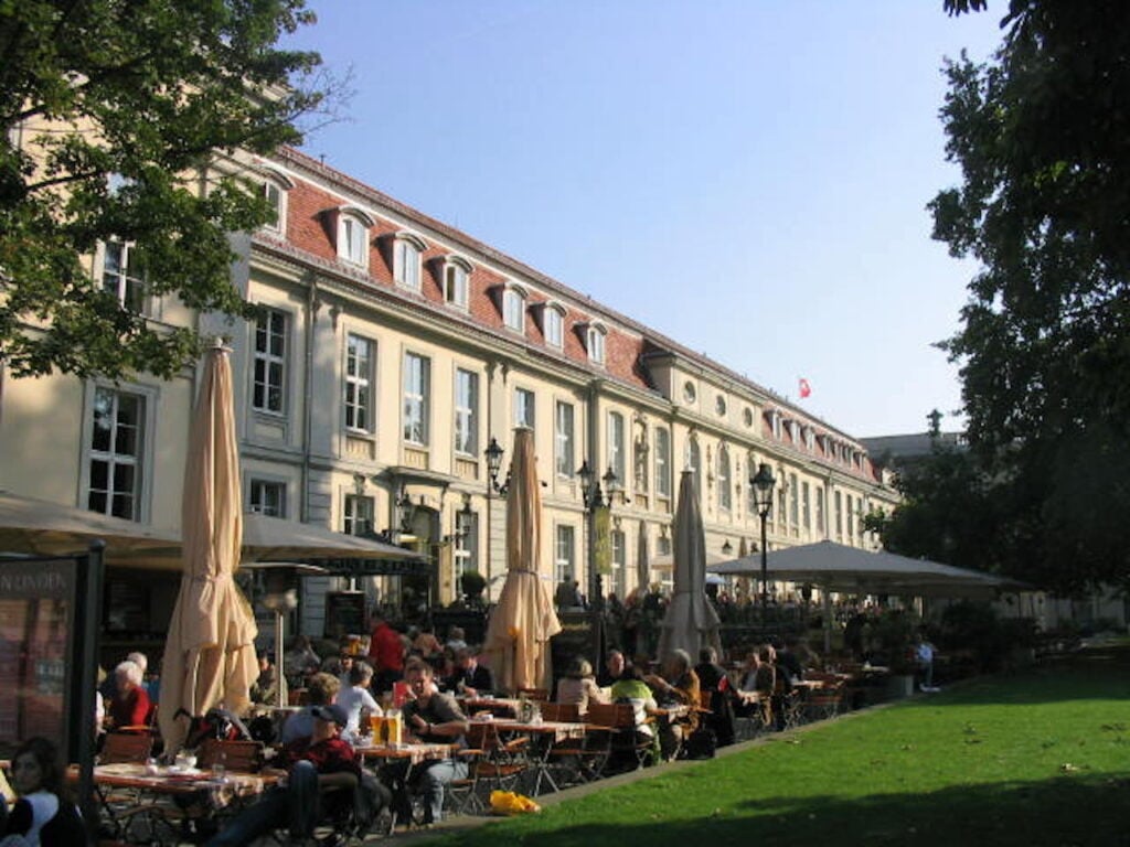 Svelato il progetto del “museo” della Deutsche Bank a Berlino. Inaugurazione settembre 2018