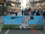 Palermo, uno dei dissuasori di Via Maqueda con un dipinto di Igor Scalisi Palminteri