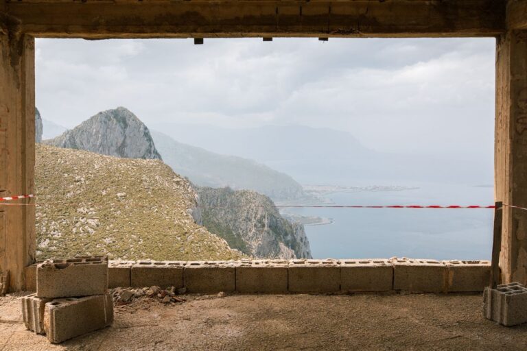 Pizzo Sella, Palermo (c) Manifesta. Photo Cave Studio