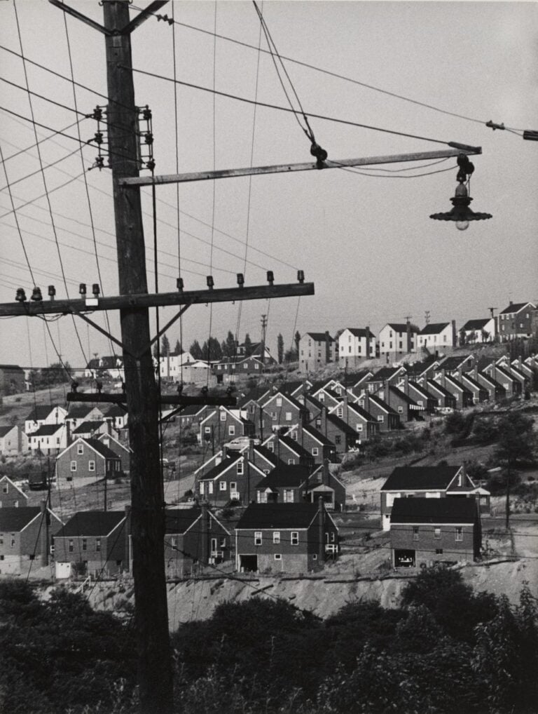 W. Eugene Smith, Edilizia residenziale, 1955-57. Carnegie Museum of Art, Pittsburgh, © W. Eugene Smith _ Magnum Photos