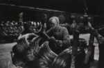W. Eugene Smith, Operaio di un’acciaieria che prepara le bobine, 1955-57. Carnegie Museum of Art, Pittsburgh. © W. Eugene Smith _ Magnum Photos