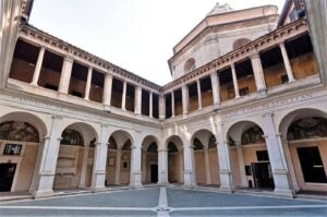 Chiostro del Bramante offre a 5 giovani la possibilità di affiancare Danilo Eccher e il suo team