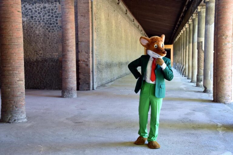 Alcune immagini dalla presentazione del progetto didattico a Pompei con Geronimo Stilton