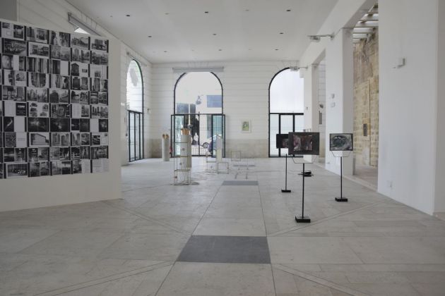 La città provvisoria. Exhibition view at Spazio Murat, Bari 2018