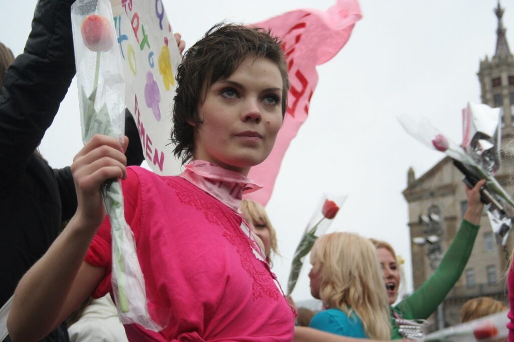 In morte di Oksana Shachko, femminista inquieta. Le Femen, la pittura, il suicidio