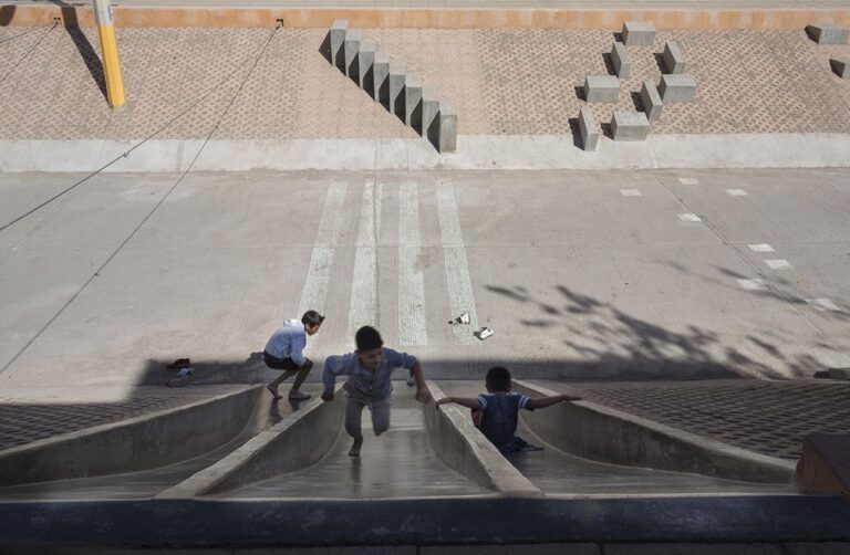 Rozana Montiel Estudio de Arquitectura with Alin V. Wallach, Fresnillo Playground © Sandra Pereznieto