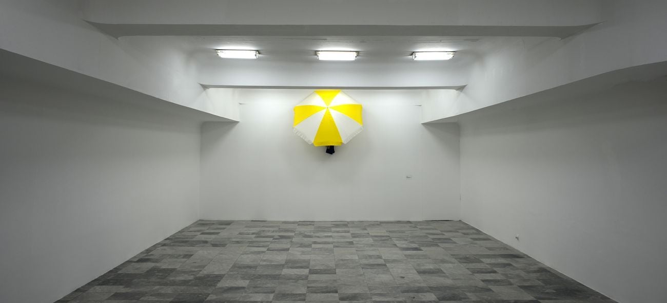 Sislej Xhafa, Sunshade, 2011. Courtesy Galleria Continua