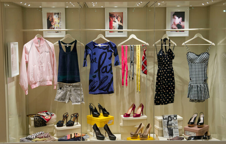 Wardrobe Una mostra per ricordare Amy Winehouse a sette anni dalla sua scomparsa. Le immagini