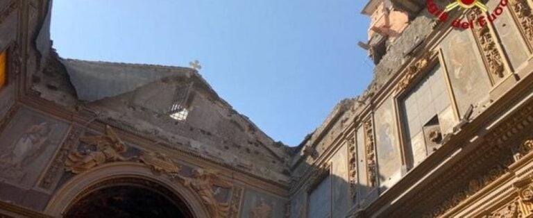 Crollo chiesa San Giuseppe dei Falegnami, immagine diffusa dai vigili del fuoco