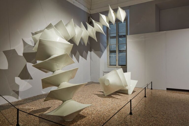 Bonalumi. Installation view at Palazzo Reale, Milano 2018. Courtesy Alto Piano. Photo Agostino Osio