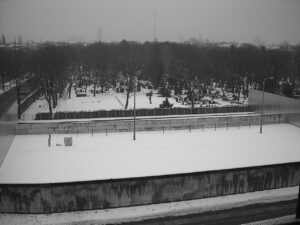 Ritrovato un pezzo del Muro di Berlino nel quartiere centrale di Mitte. L’incredibile vicenda