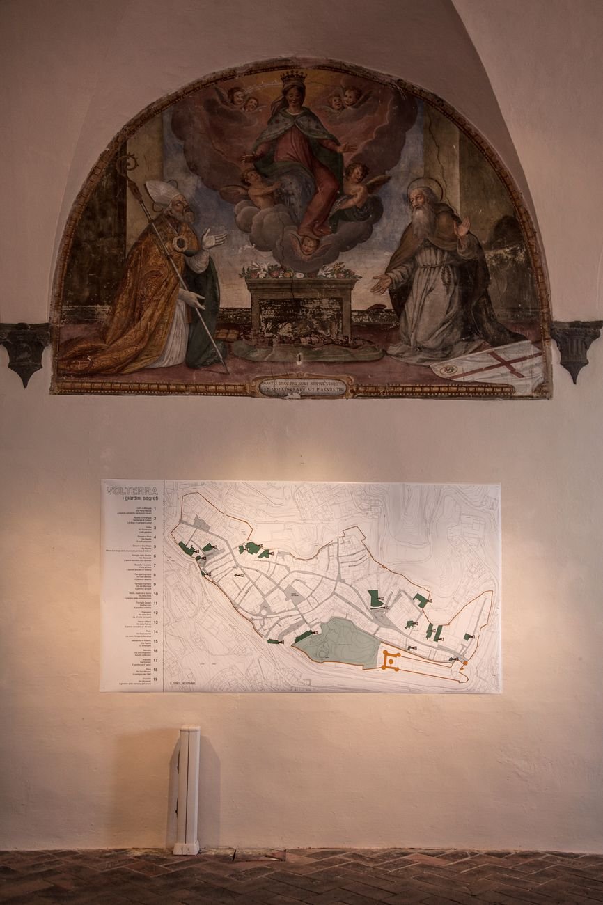 Laura Cionci. Il Giardino segreto. Palazzo dei Priori, Volterra 2018. Mappa dei giardini segreti