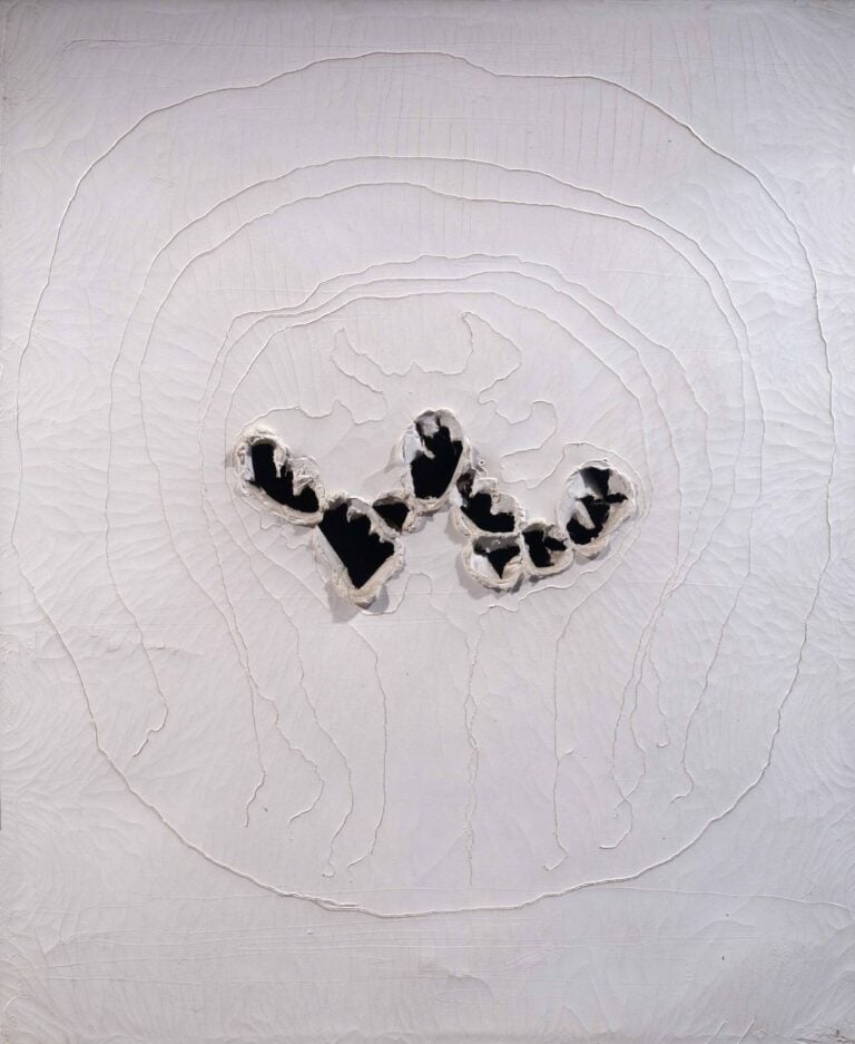 Lucio Fontana, Concetto spaziale, 1963. Collezione Merlini