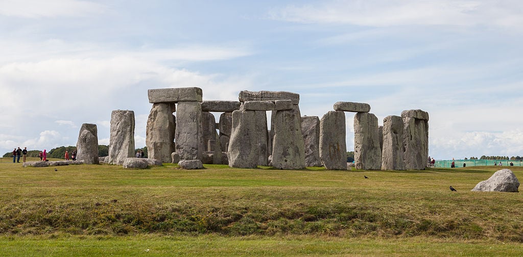 Un tunnel autostradale sotto Stonehenge? E in Inghilterra scoppia la polemica