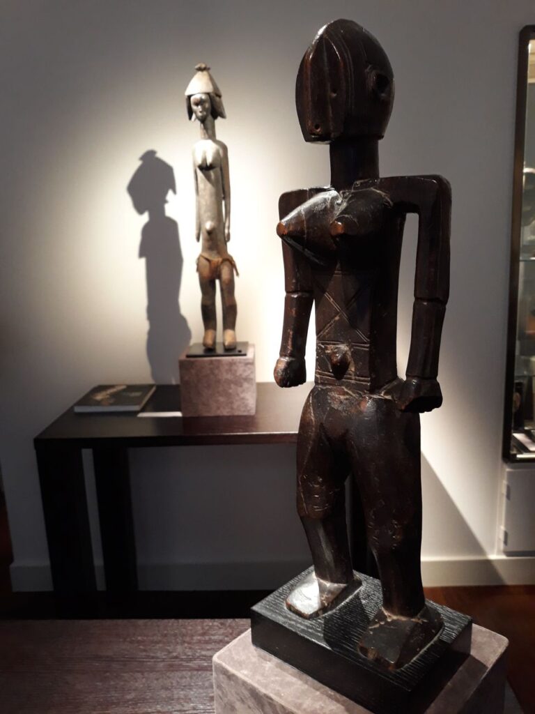 Figura femminile Jonyeleni Bambara, Mali, Galleria Dandrieu Giovagnoni.