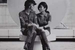 Nelle sale italiane il film tributo a John Lennon e Yoko Ono