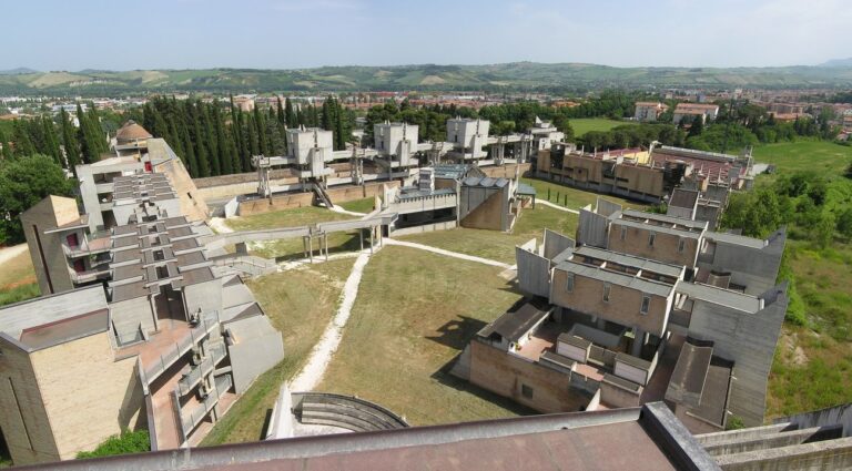 Leonardo Ricci, Cimitero di Jesi, 1984-94. Photo Andrea Aleardi