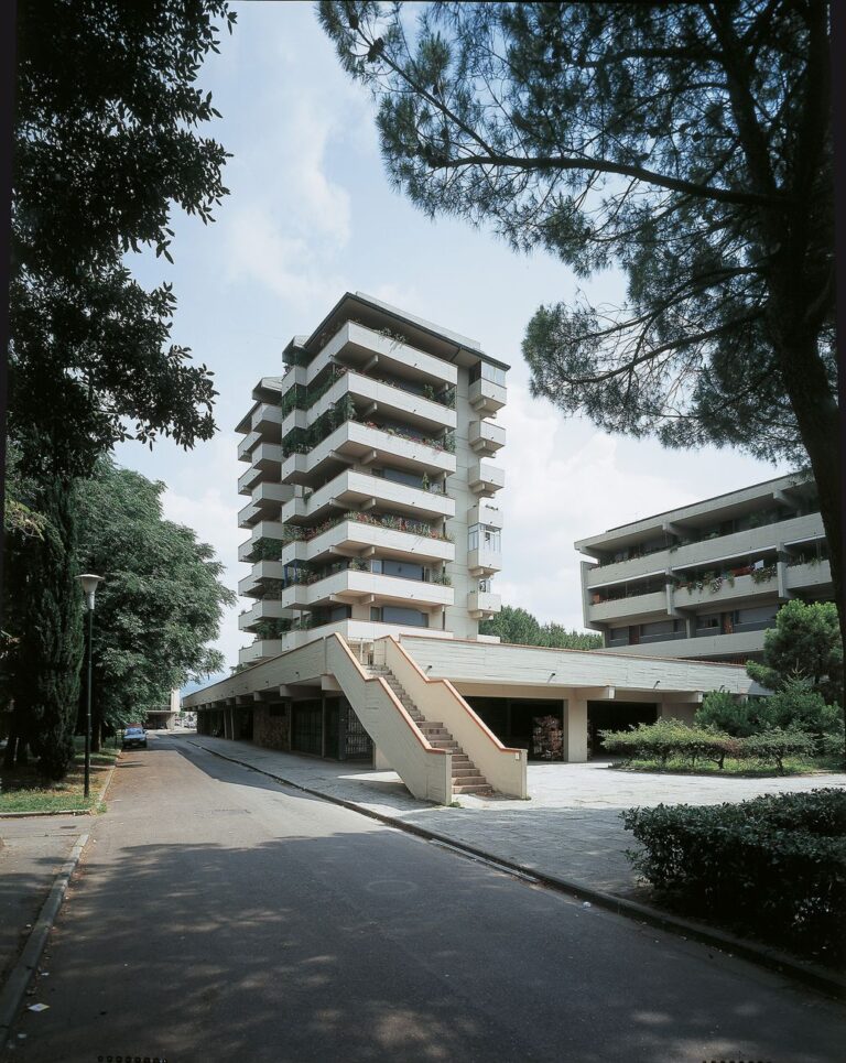 Leonardo Ricci, Quartiere Sorgane, Firenze, 1957. Photo Vaclav Sedy