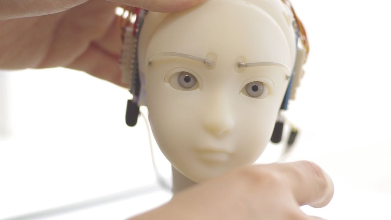 Takayuki Todo, SEE – Simulative Emotional Expression Robot © Takayuki Todo, courtesy AE_2018