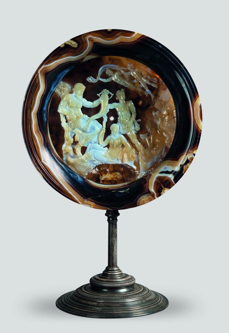 Tazza Farnese. Museo Archeologico Nazionale, Napoli. Photo Luigi Spina