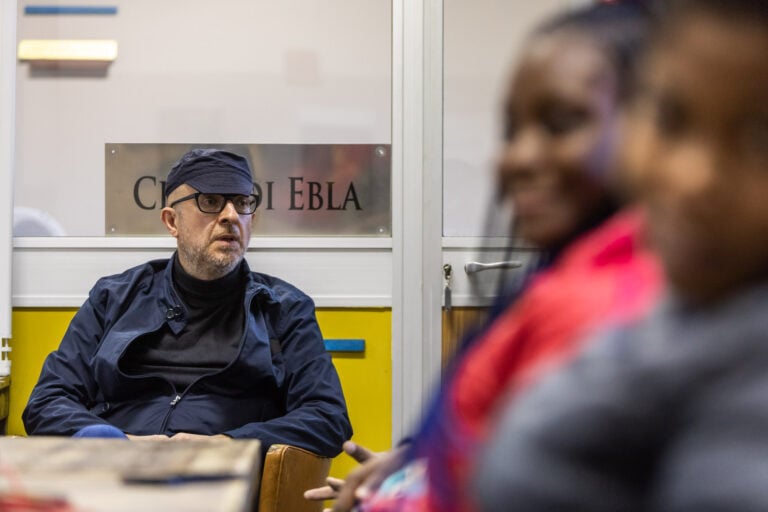 Flavio Favelli, Seminario di esercitazione artistica con migranti africani, Forlì. Foto di Gianluca Camporesi