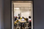 Flavio Favelli, Seminario di esercitazione artistica con migranti africani, Forlì. Foto di Gianluca Camporesi