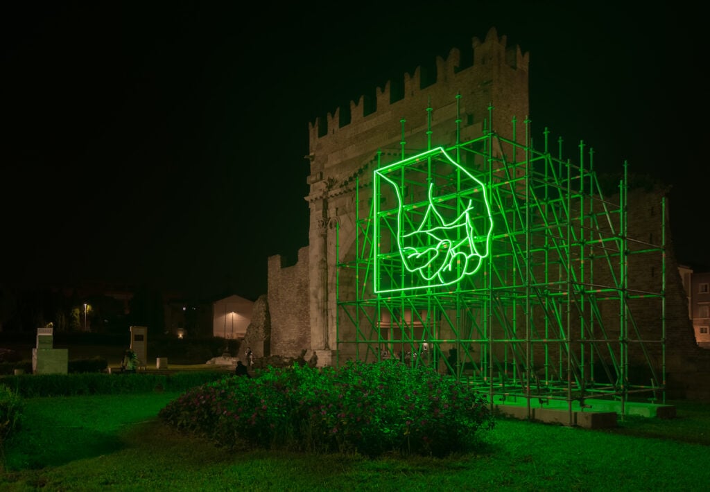 La nuova installazione di Patrick Tuttofuoco a Rimini. Le immagini