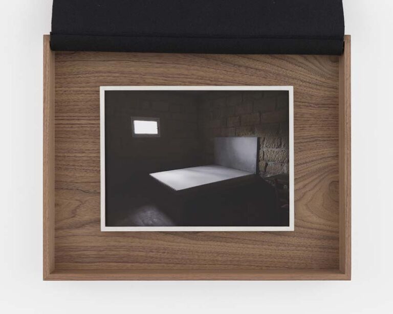 Sophie Calle, Le lit, 2018. Color photograph, embroidered woolen cloth, framing 36×46cm/143/16 ×181/8 in © Sophie Calle / ADAGP, Paris 2018. Photo: Claire Dorn / Courtesy Perrotin