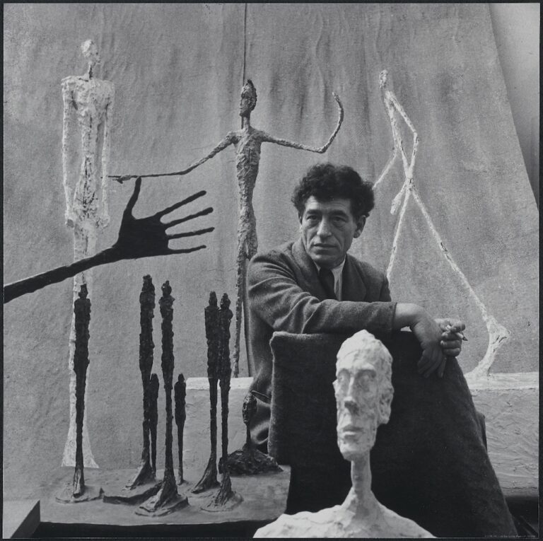 Alberto Giacometti Alberto Giacometti 1951 Fotografía de Gordon Parks Fondation Giacometti París ©The Gordon Parks Foundation 1200x1195 Una retrospettiva di Alberto Giacometti a Bilbao che copre oltre 40 anni di produzione artistica