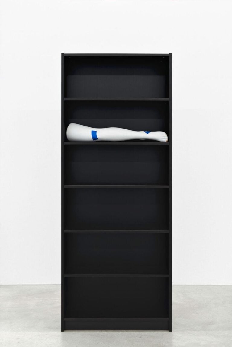 Heimo Zobernig, Untitled, 2004. Courtesy the artist & Galerie Emanuel Layr, Roma. Photo Giorgio Benni