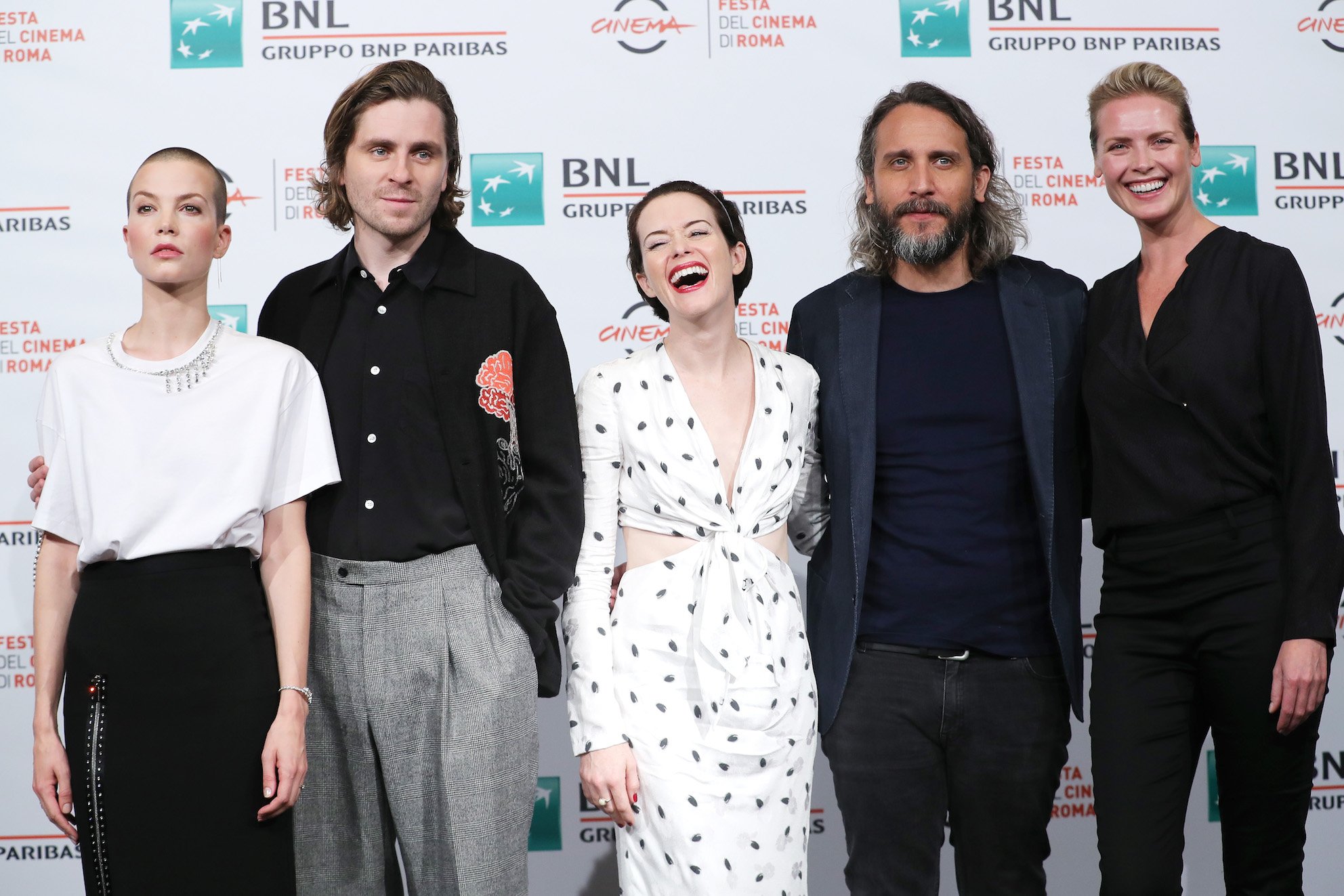 Photocall FESTA DEL CINEMA “The Girl in the Spider’s Web”, Claire Foy in veste dark