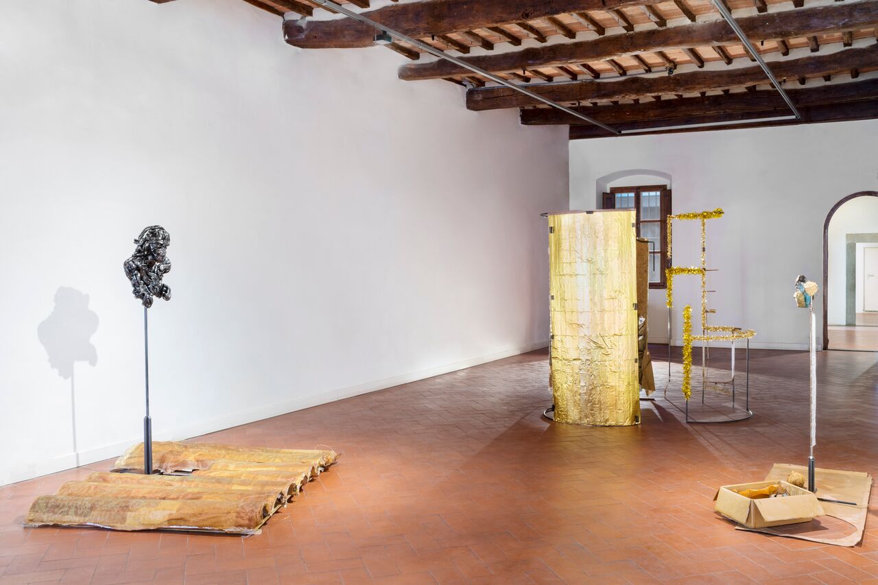 Rochelle Goldberg, Casa del Sol. Casa Masaccio Centro per l'Arte Contemporanea. Installation view. Foto OKNOstudio