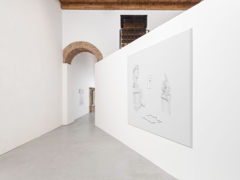 Stefano Spera - Giuseppe Buffoli. Tanto qualcosa ti resta addosso. Exhibition view at Villa Contemporanea, Monza 2018, photo Cosimo Filippini 2018