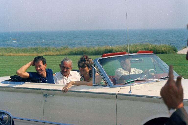 Weekend a Hyannis Port, 1959. Photo Cecil Stoughton