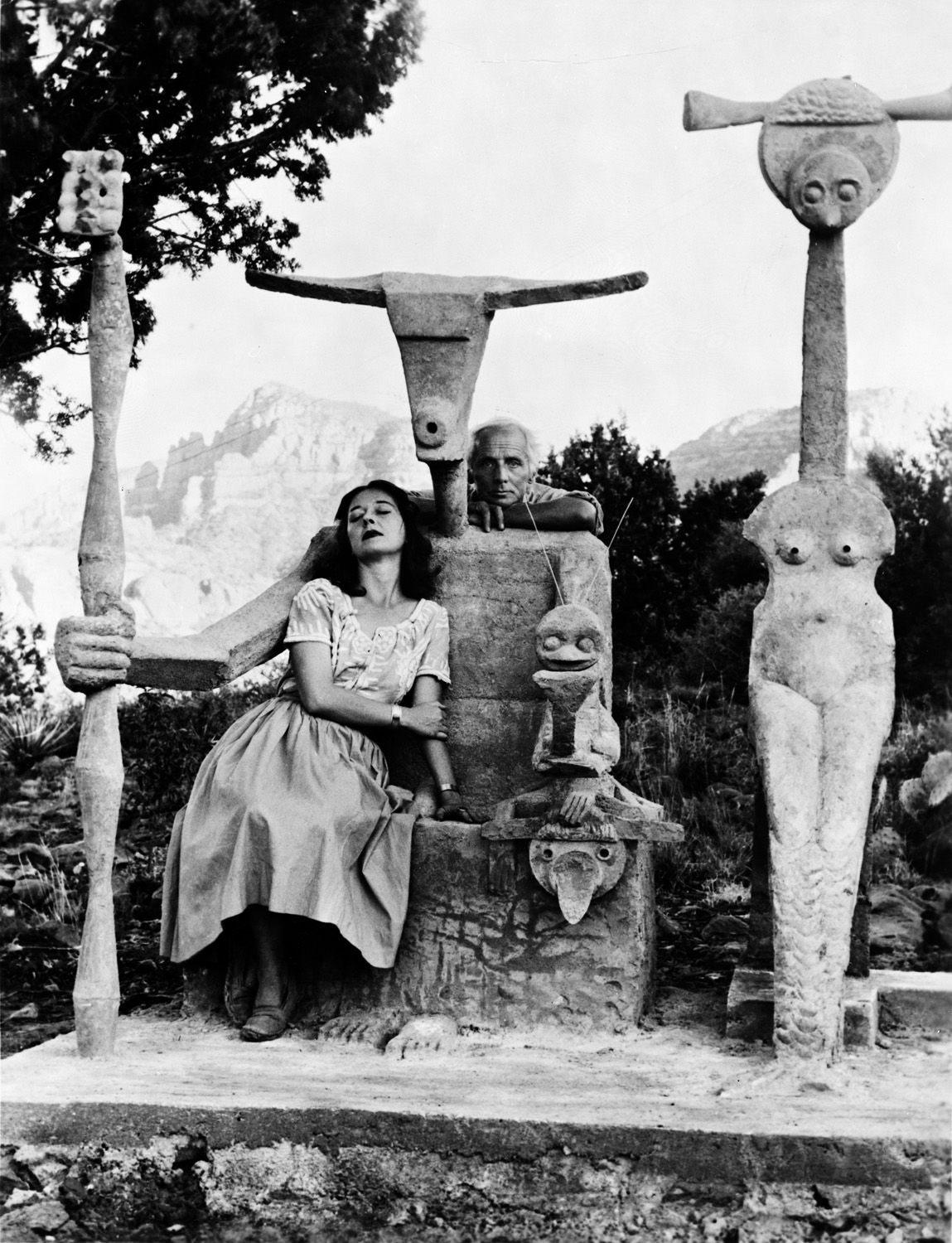 Dorothea Tanning and Max Ernst with his sculpture, Capricorn, 1947. © John Kasnetsis